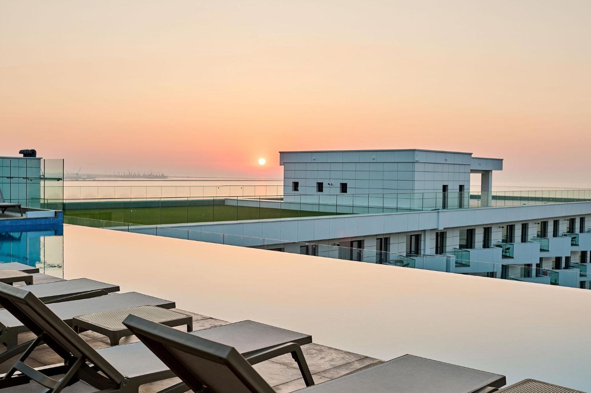 Mira Studio In Infinity Beach Resort - Parking Мамая Екстериор снимка